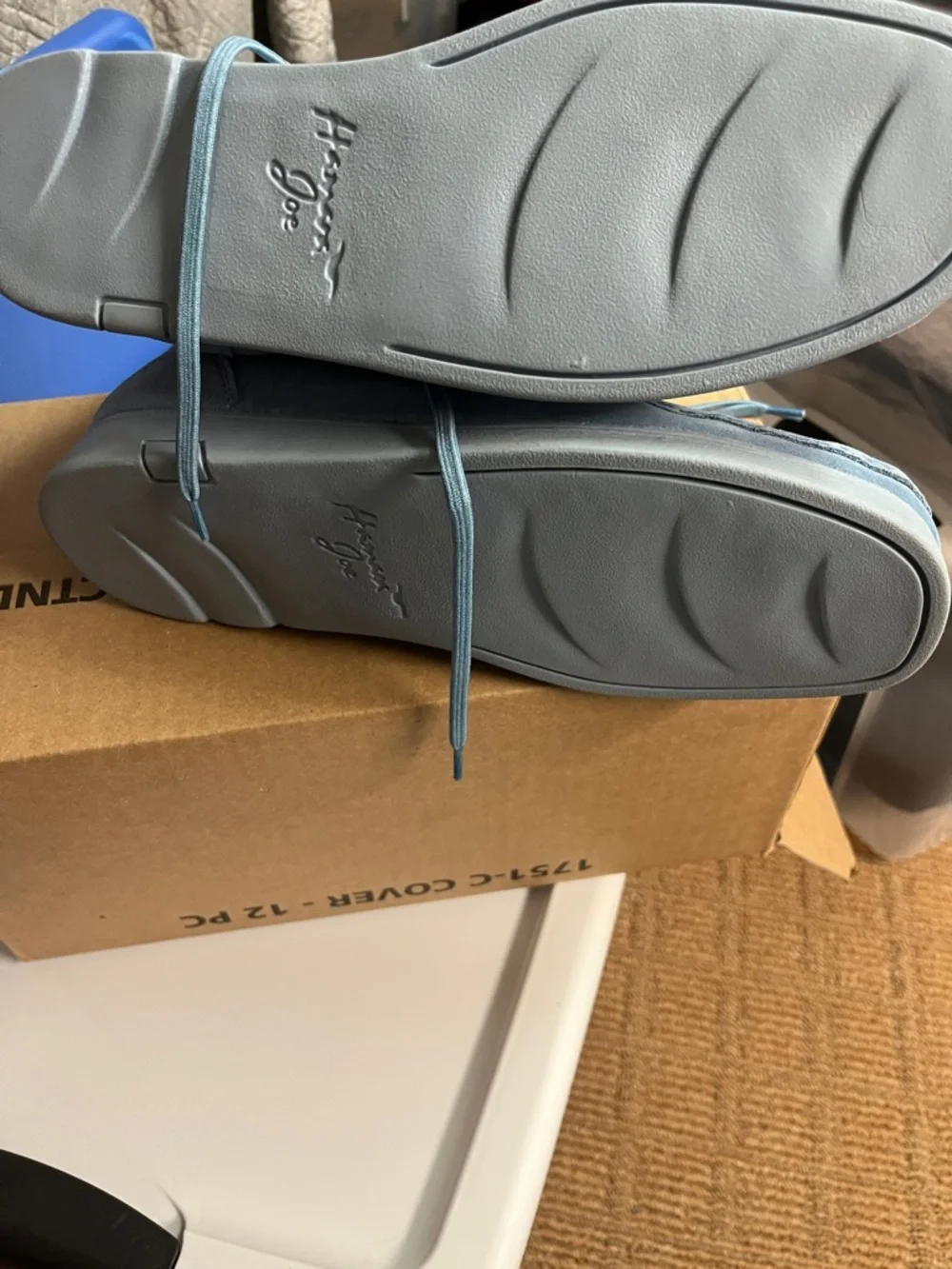 Men's Suede Chukka Boots in Dusty Light Blue - Picture 4 of 7